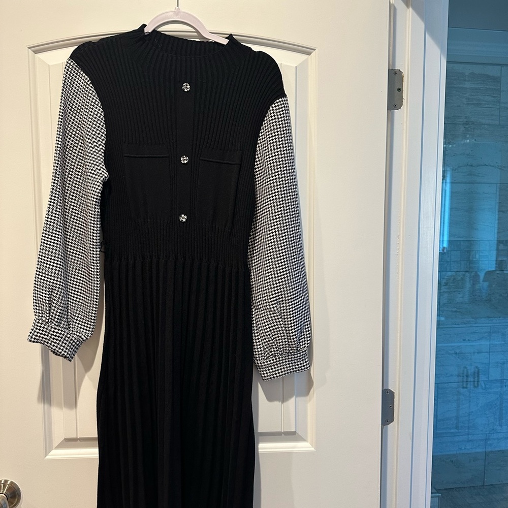 Heath Ceramics Black Knit Sweater NWOT